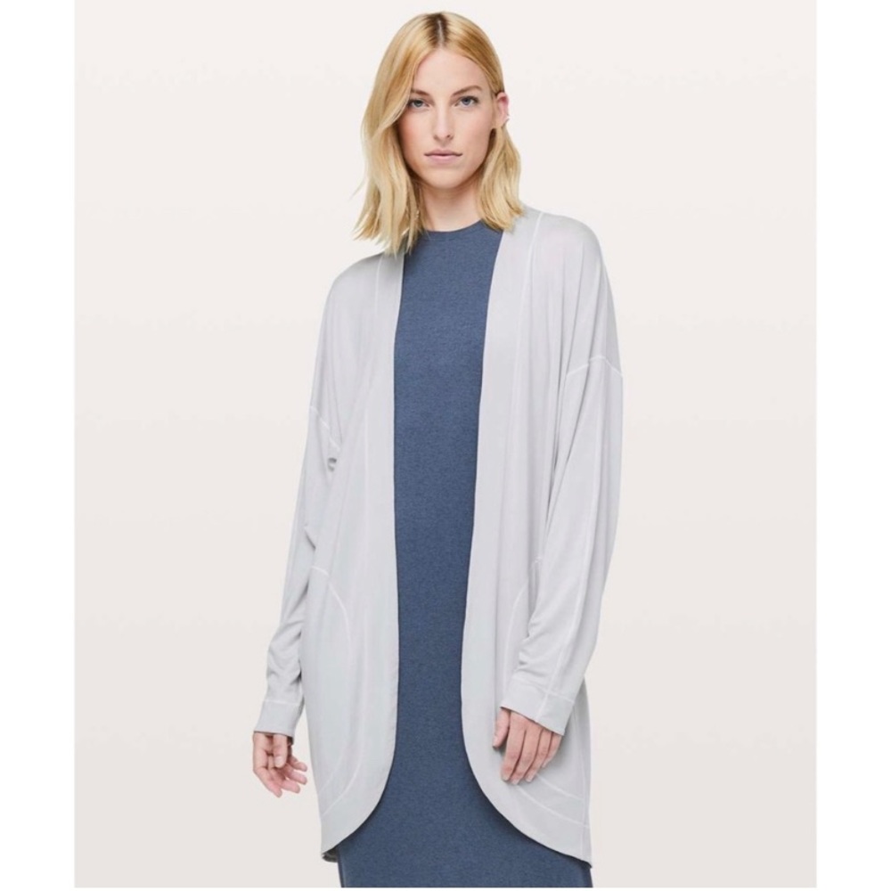 LULULEMON LAB | Cupro Josei Wrap 4